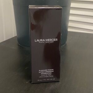 Laura Mercier Flawless Fusion Ultra-Longwear Foundation - 2n1.5 Beige